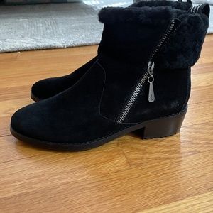 Emu Australia (NWT) ankle boots